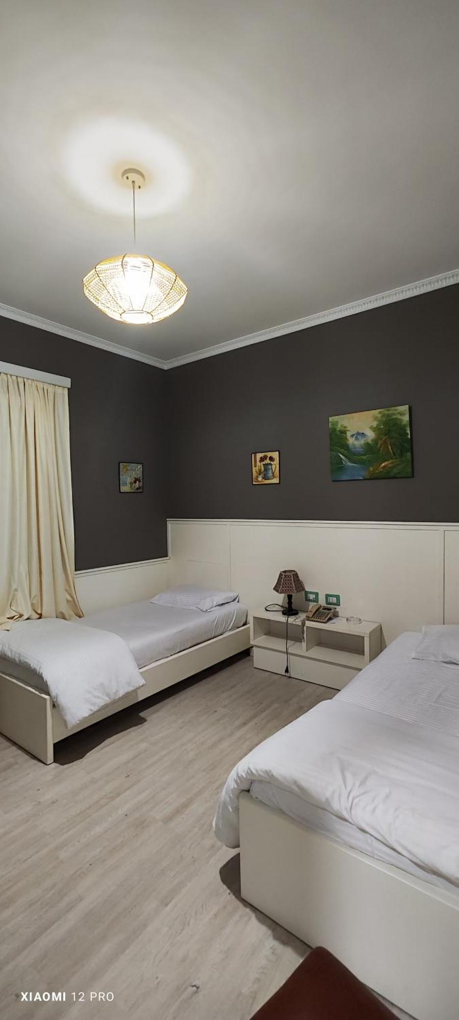 Hotel Kastria ティラナ エクステリア 写真